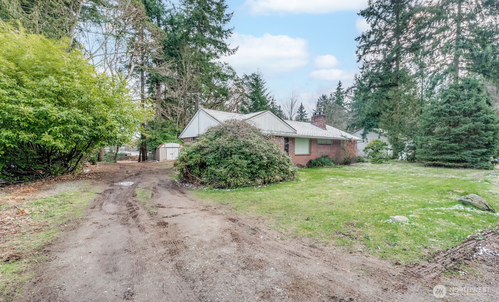13020 1st Avenue Property Photo 5