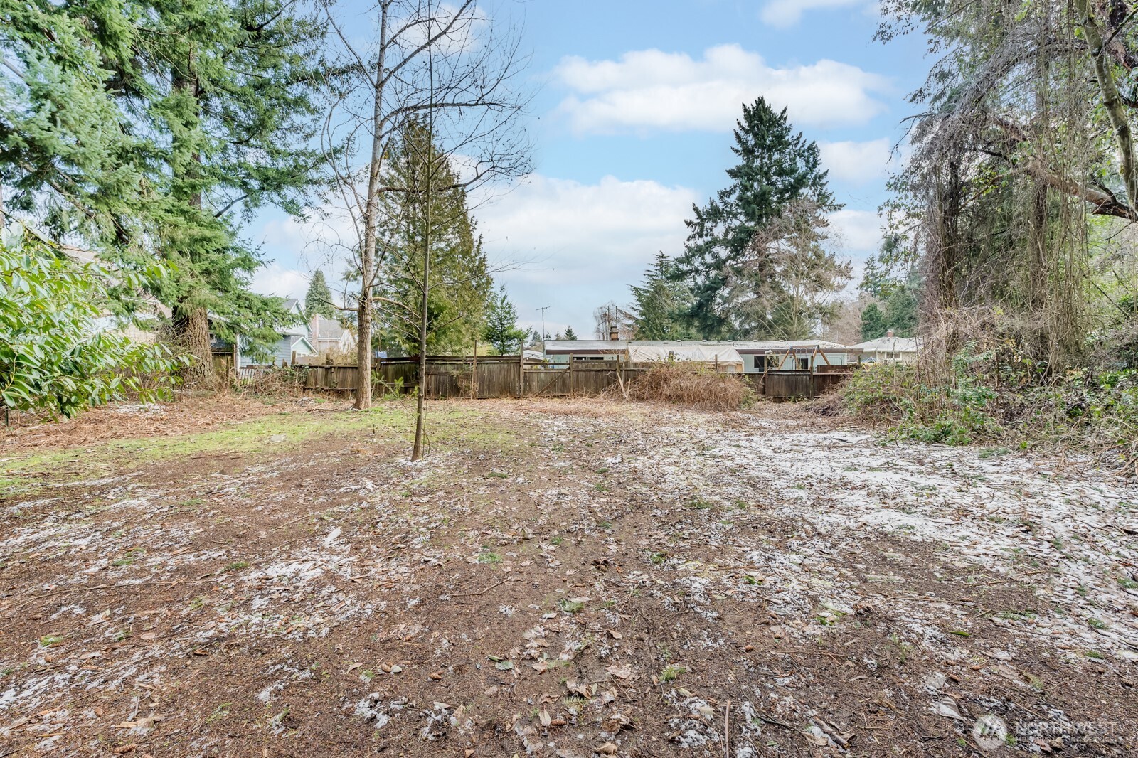 13020 1st Avenue Property Photo 6