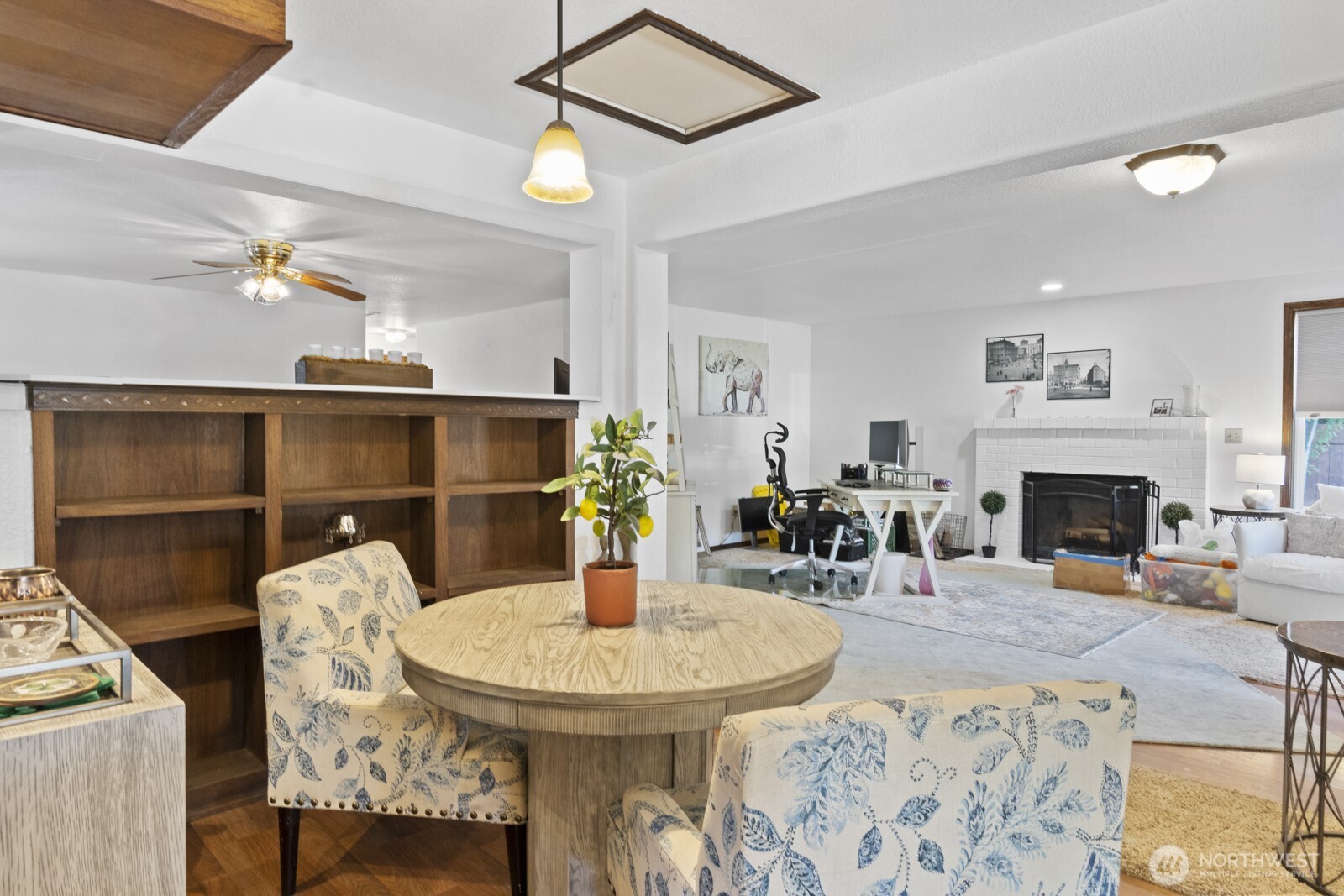 10208 D Street Property Photo 6