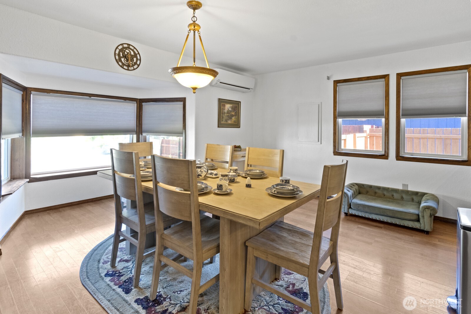 10208 D Street Property Photo 7