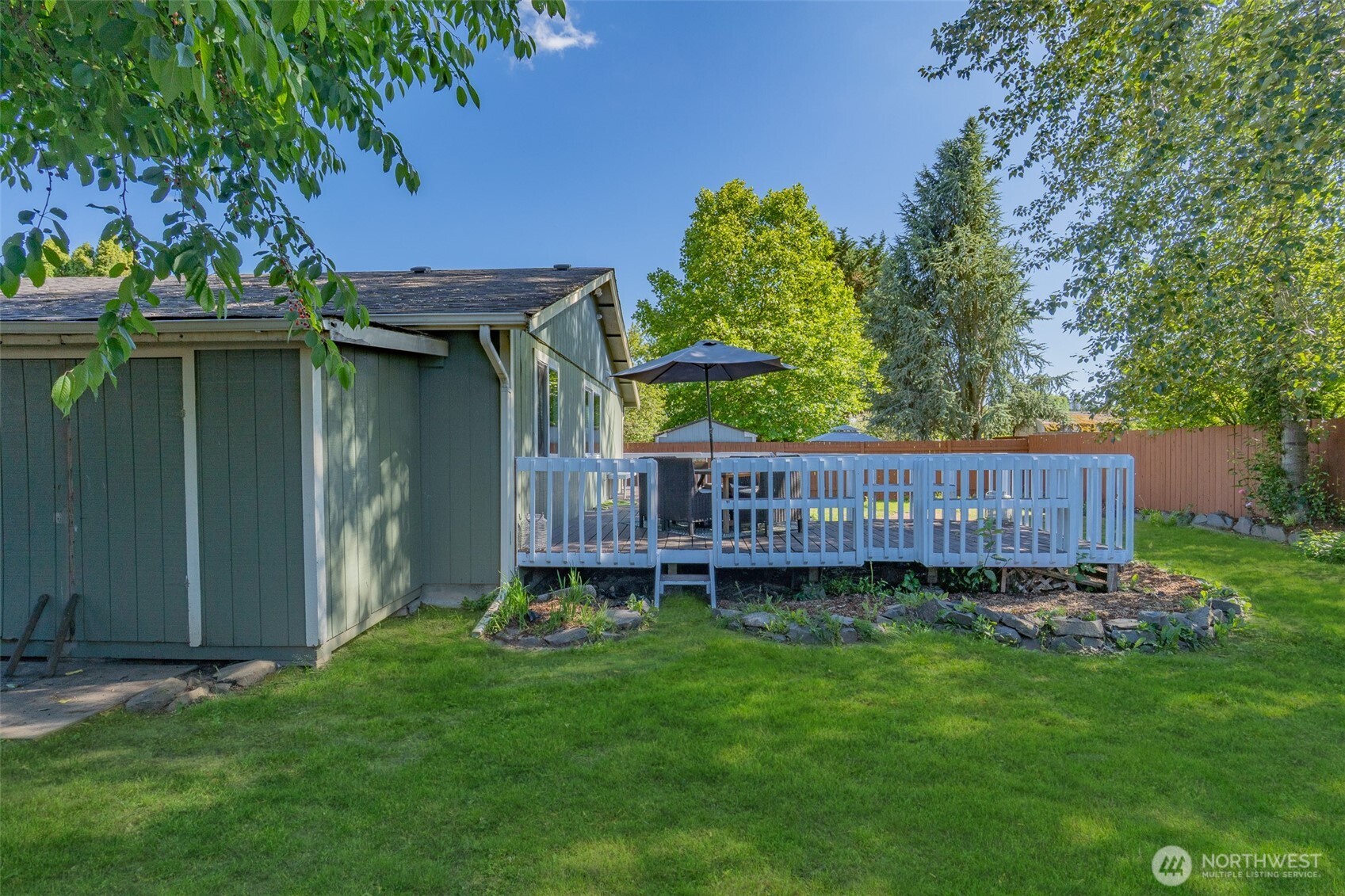 10208 D Street Property Photo 28
