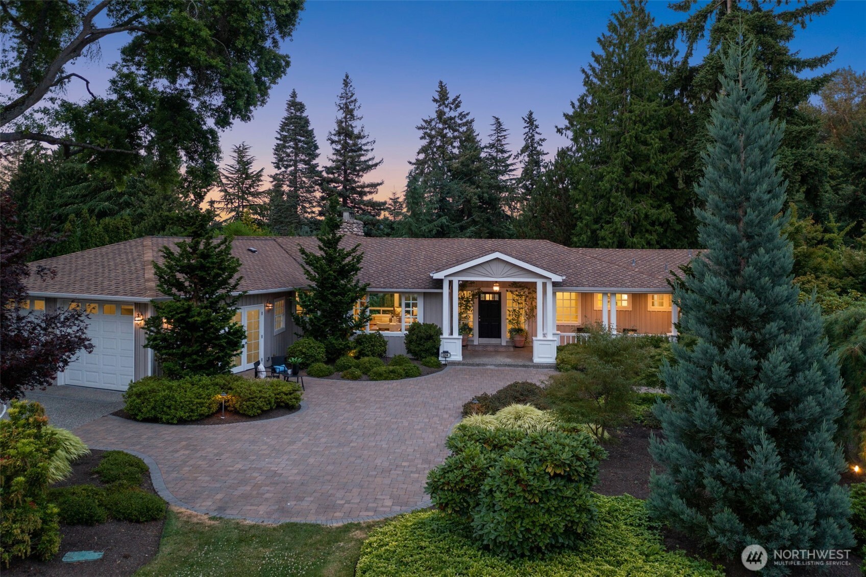 3204 Evergreen Point Road Property Photo 1