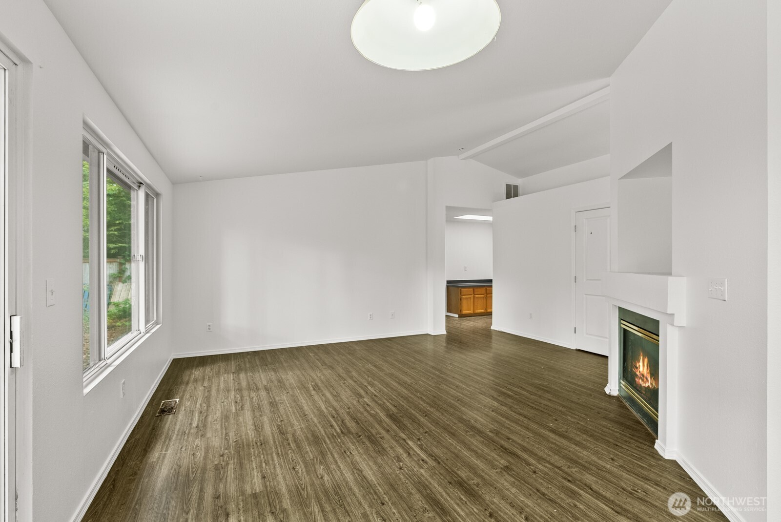 4327 Cedar Court Property Photo 11
