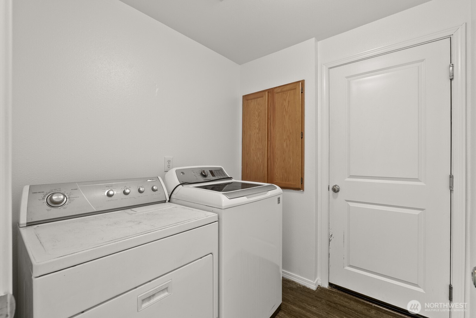 4327 Cedar Court Property Photo 23