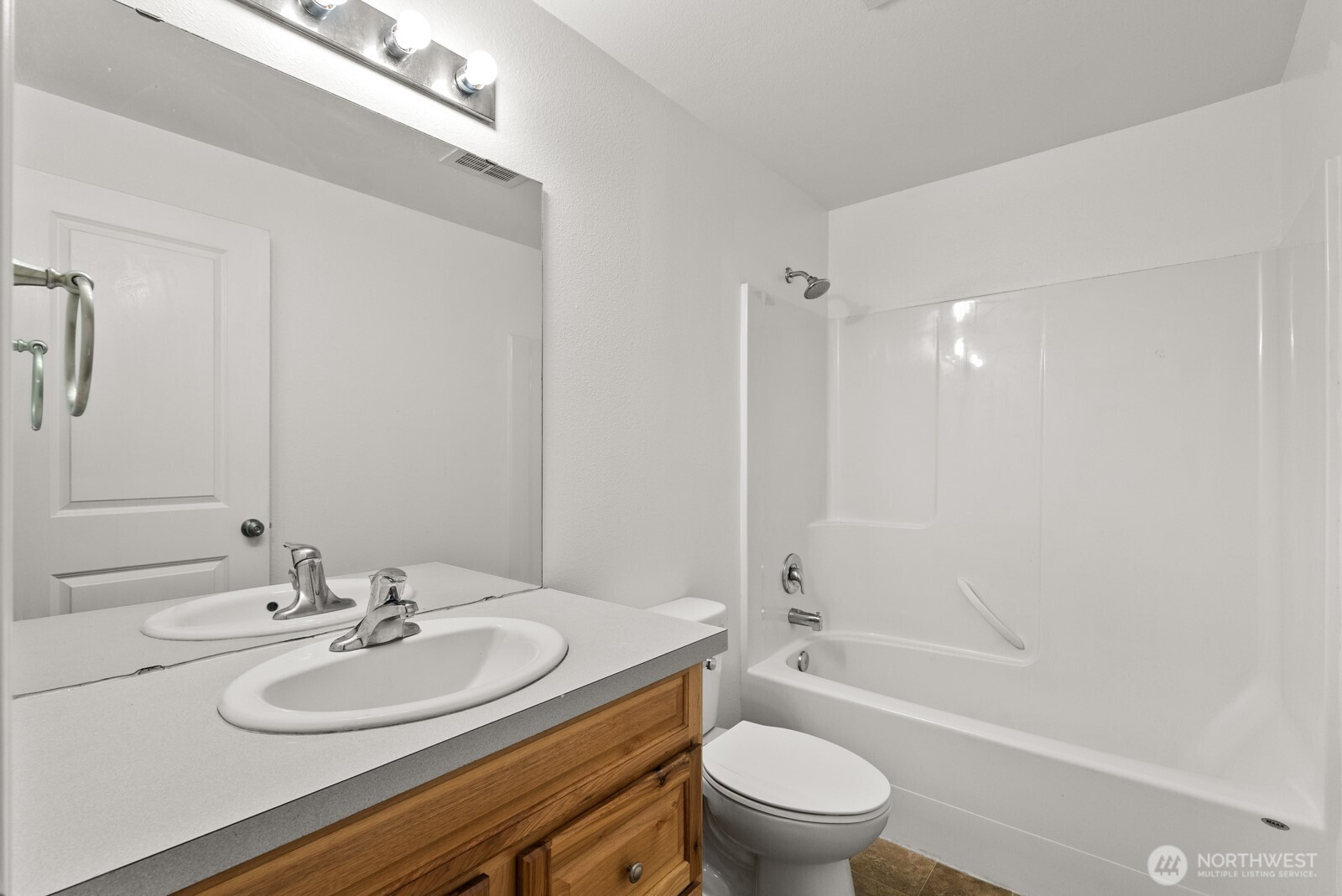 4327 Cedar Court Property Photo 24