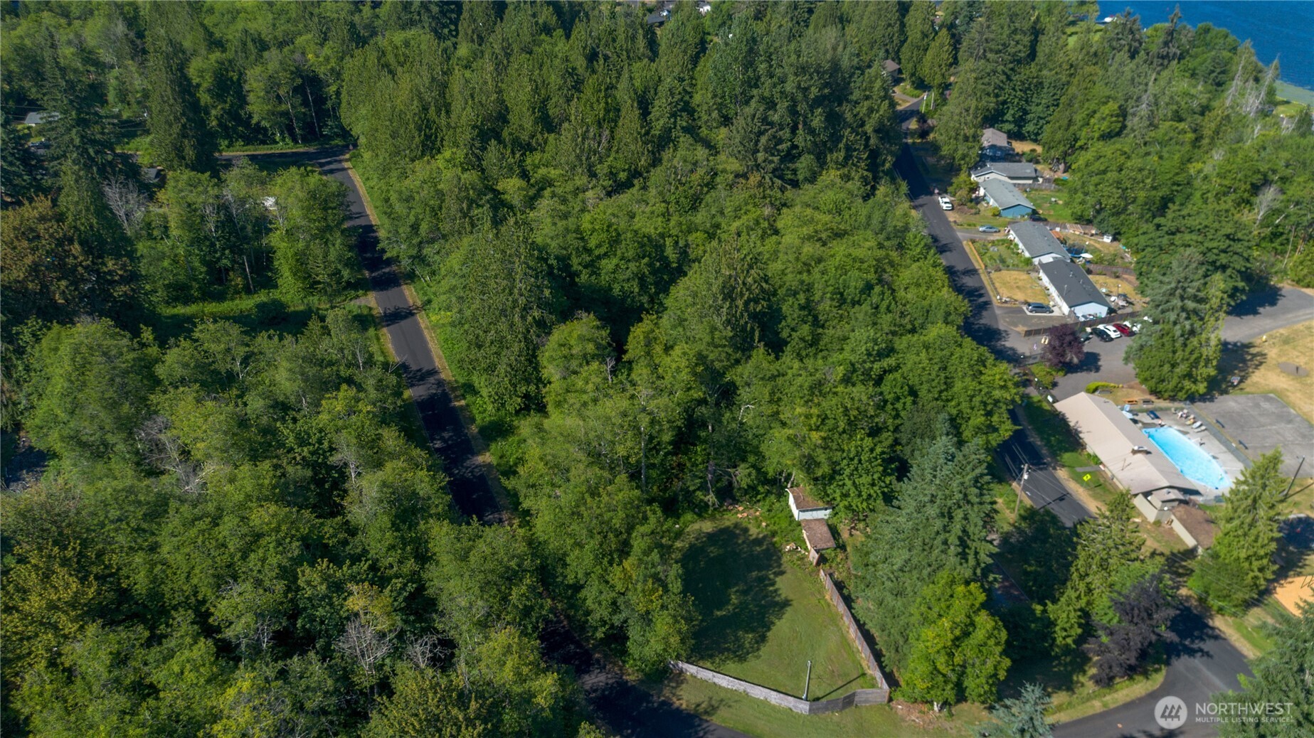 7616 Sprucecrest Street Property Photo 2