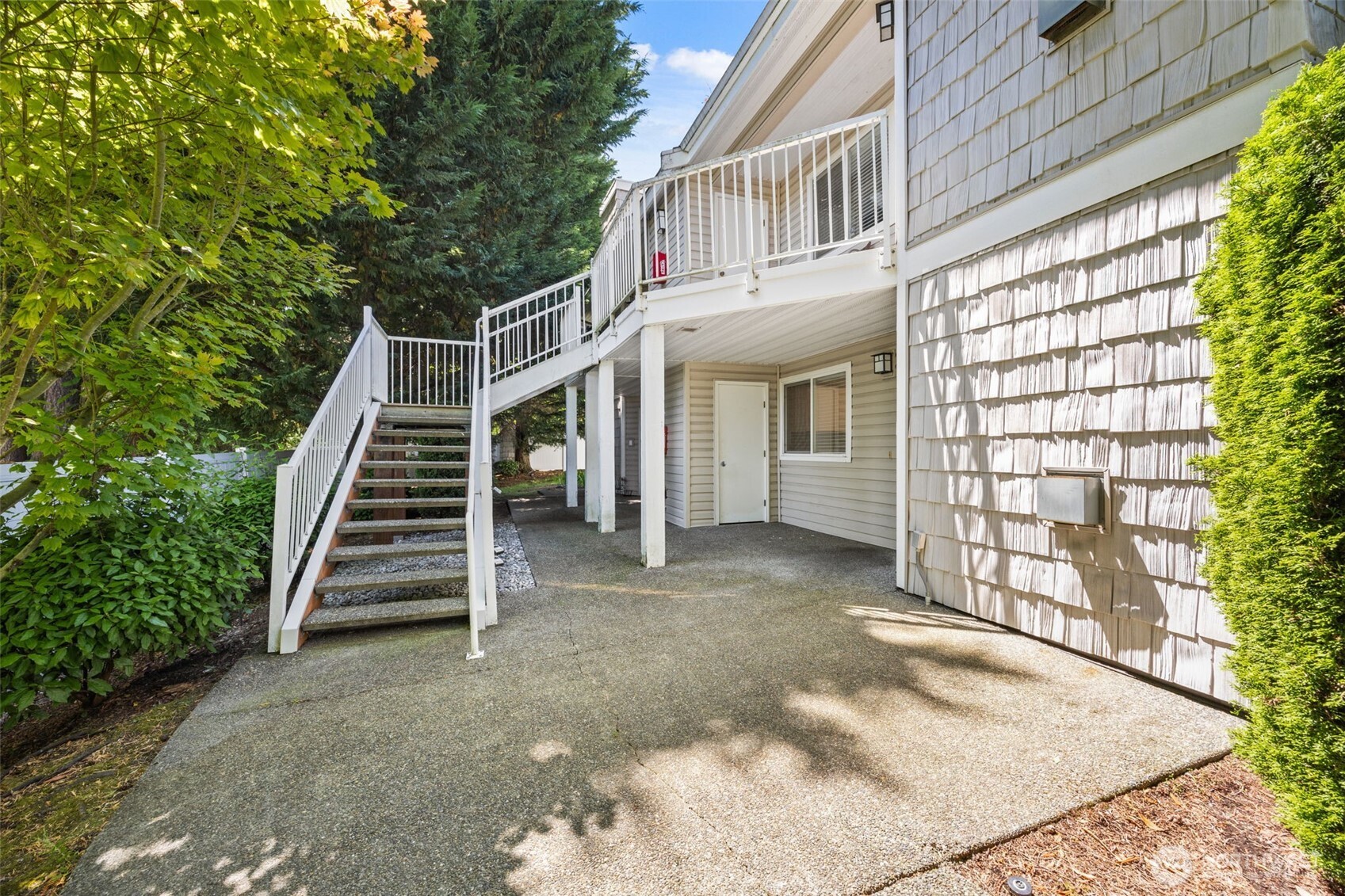 11130 Se 208th Street N101 Property Photo 5