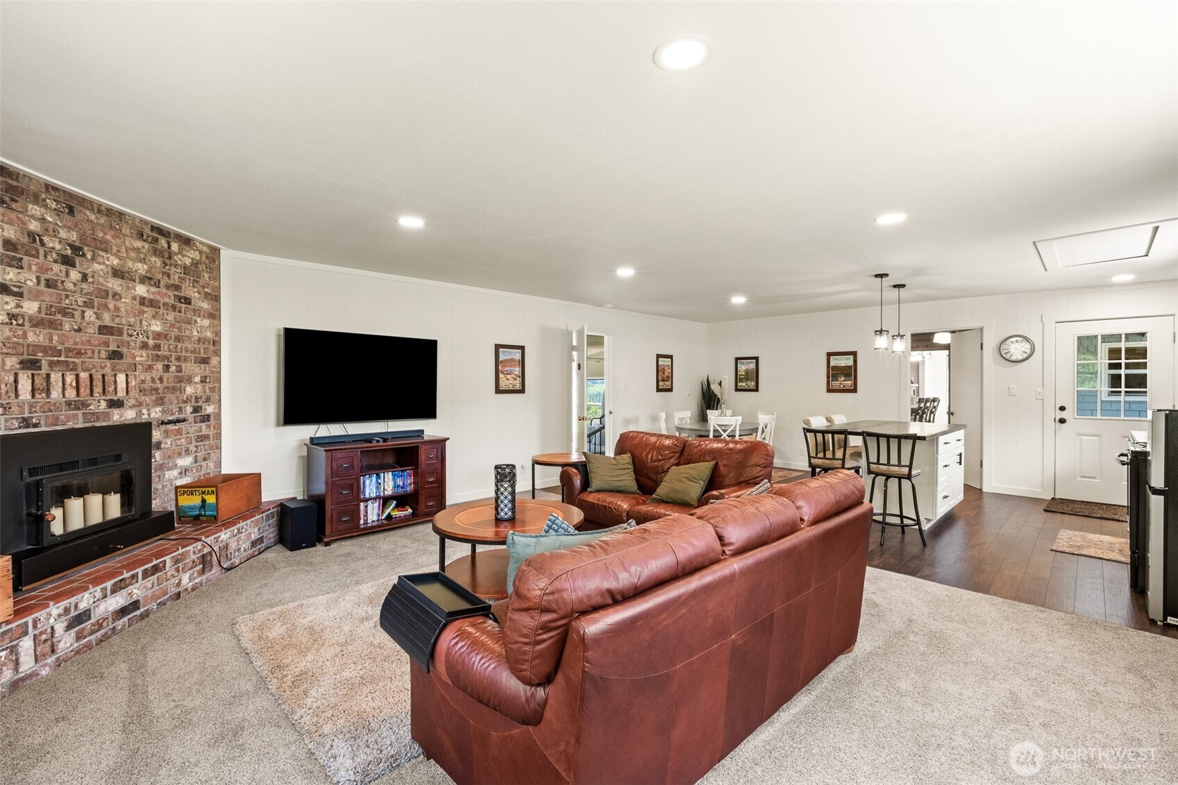 9753 Nibbelink Road Property Photo 21