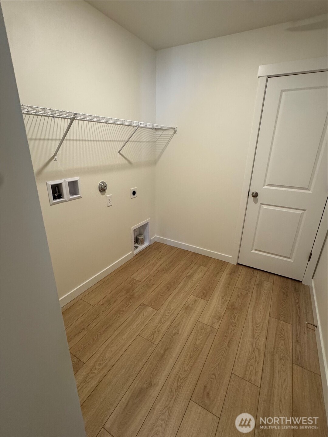 1951 Nw Meadowview Drive 41 Property Photo 13