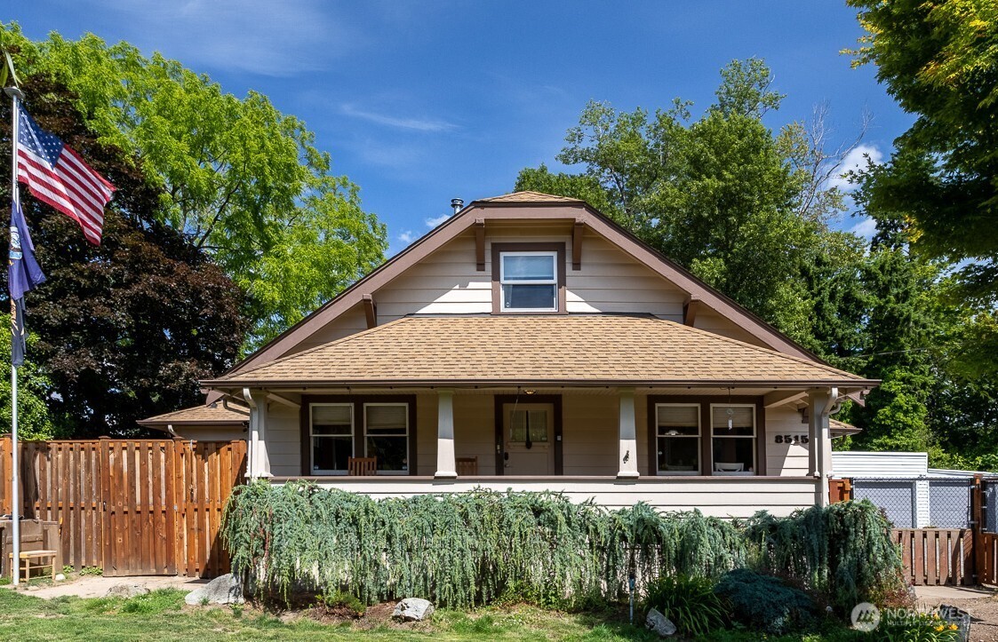 8515 Golden Given Road Property Photo 2