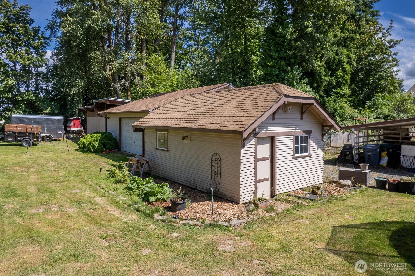 8515 Golden Given Road Property Photo 29