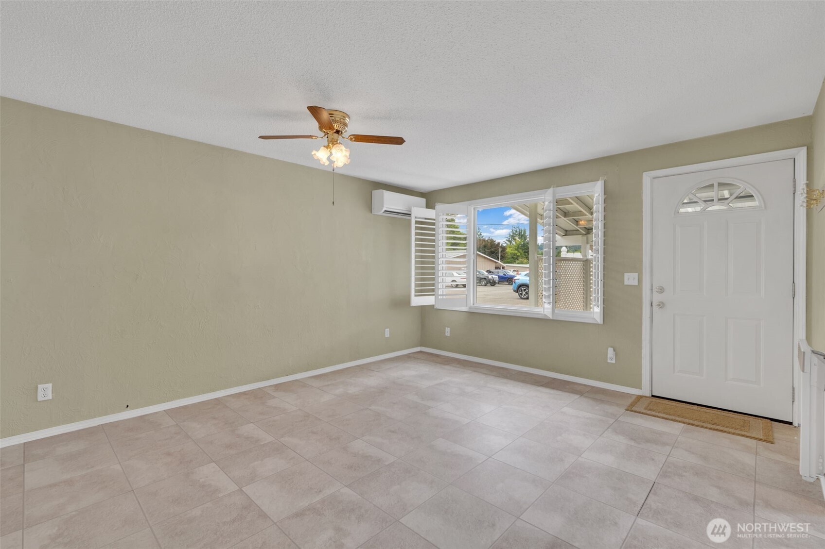329 7th Place 4 Property Photo 23