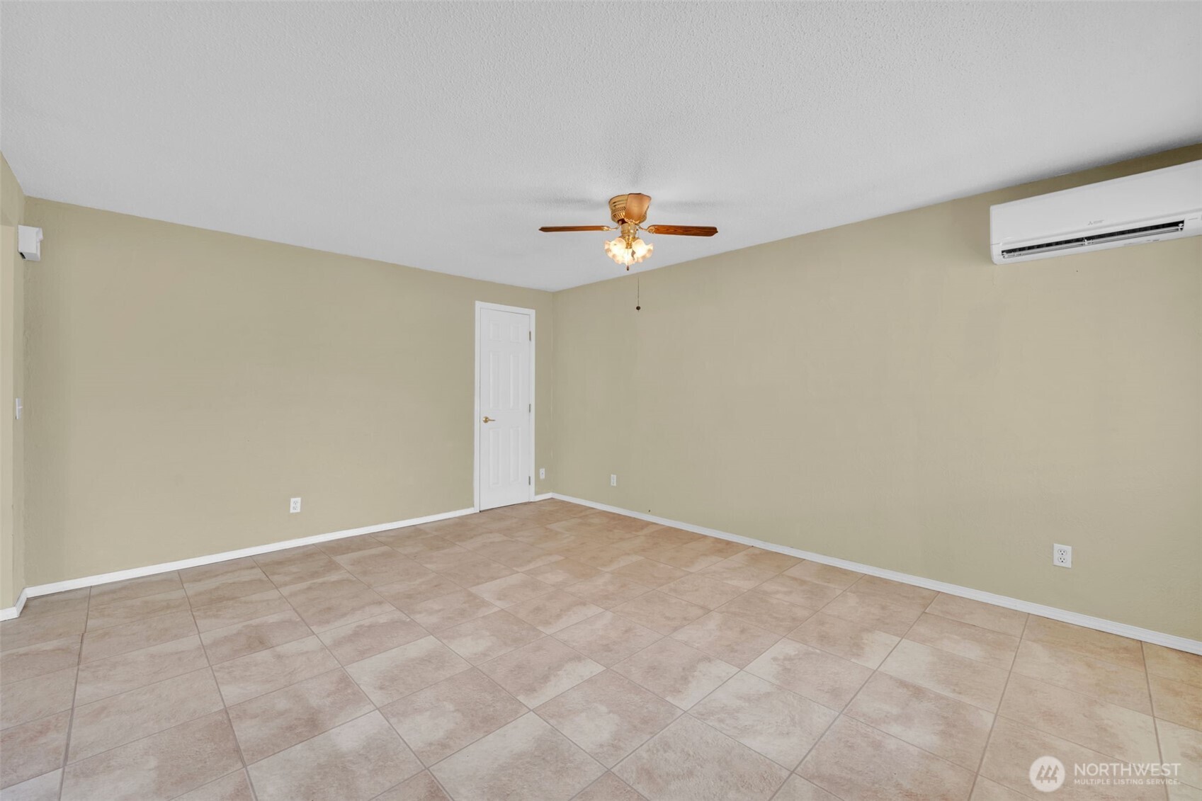 329 7th Place 4 Property Photo 27