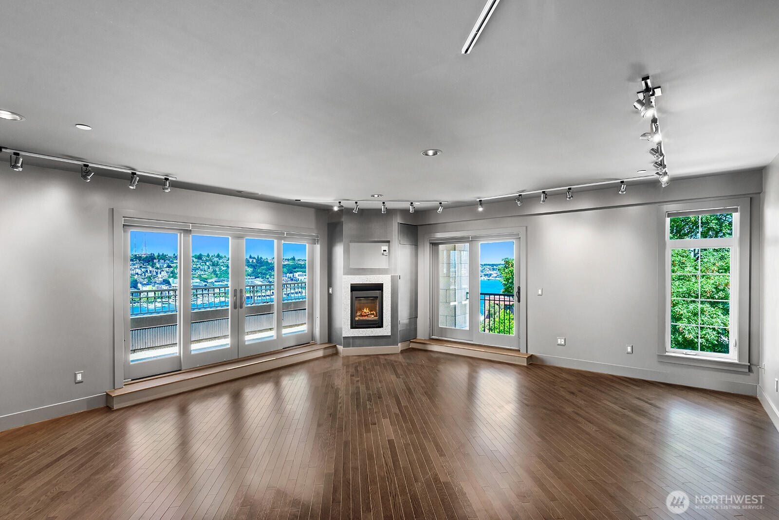 745 Bellevue Avenue 402 Property Photo 11