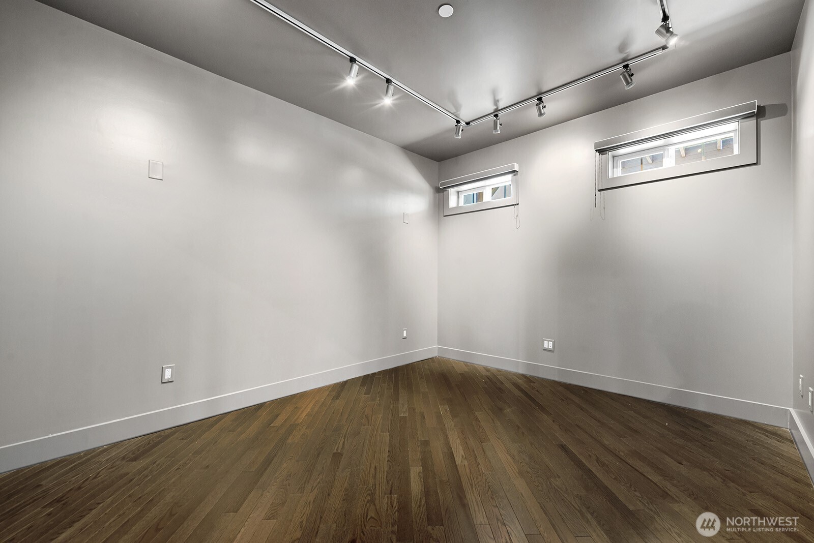 745 Bellevue Avenue 402 Property Photo 22