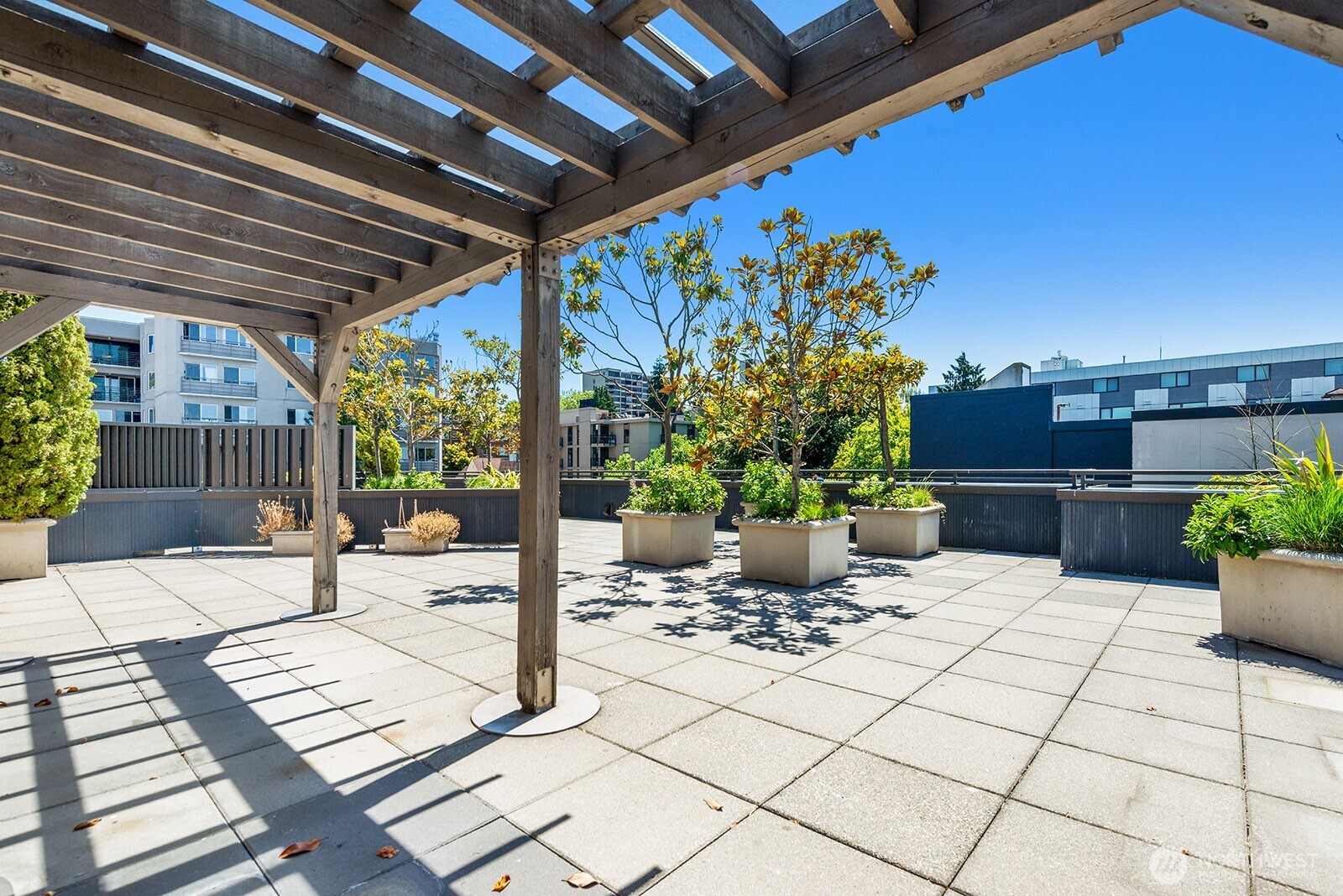 745 Bellevue Avenue 402 Property Photo 35