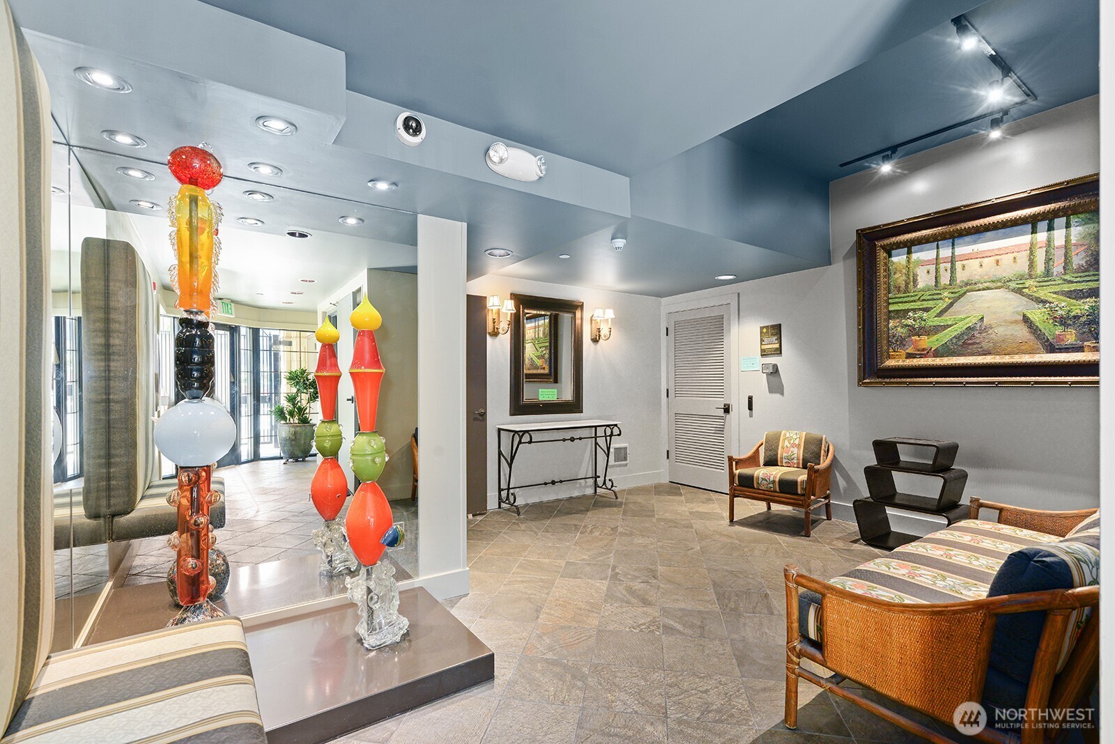 745 Bellevue Avenue 402 Property Photo 38