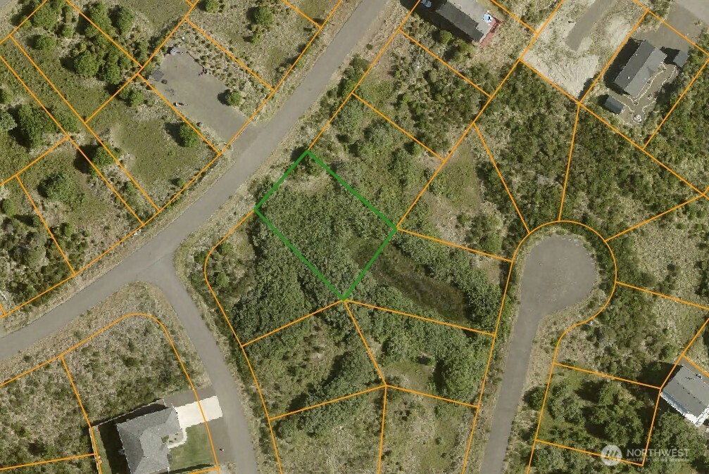 421 S Portal Loop Property Photo 11