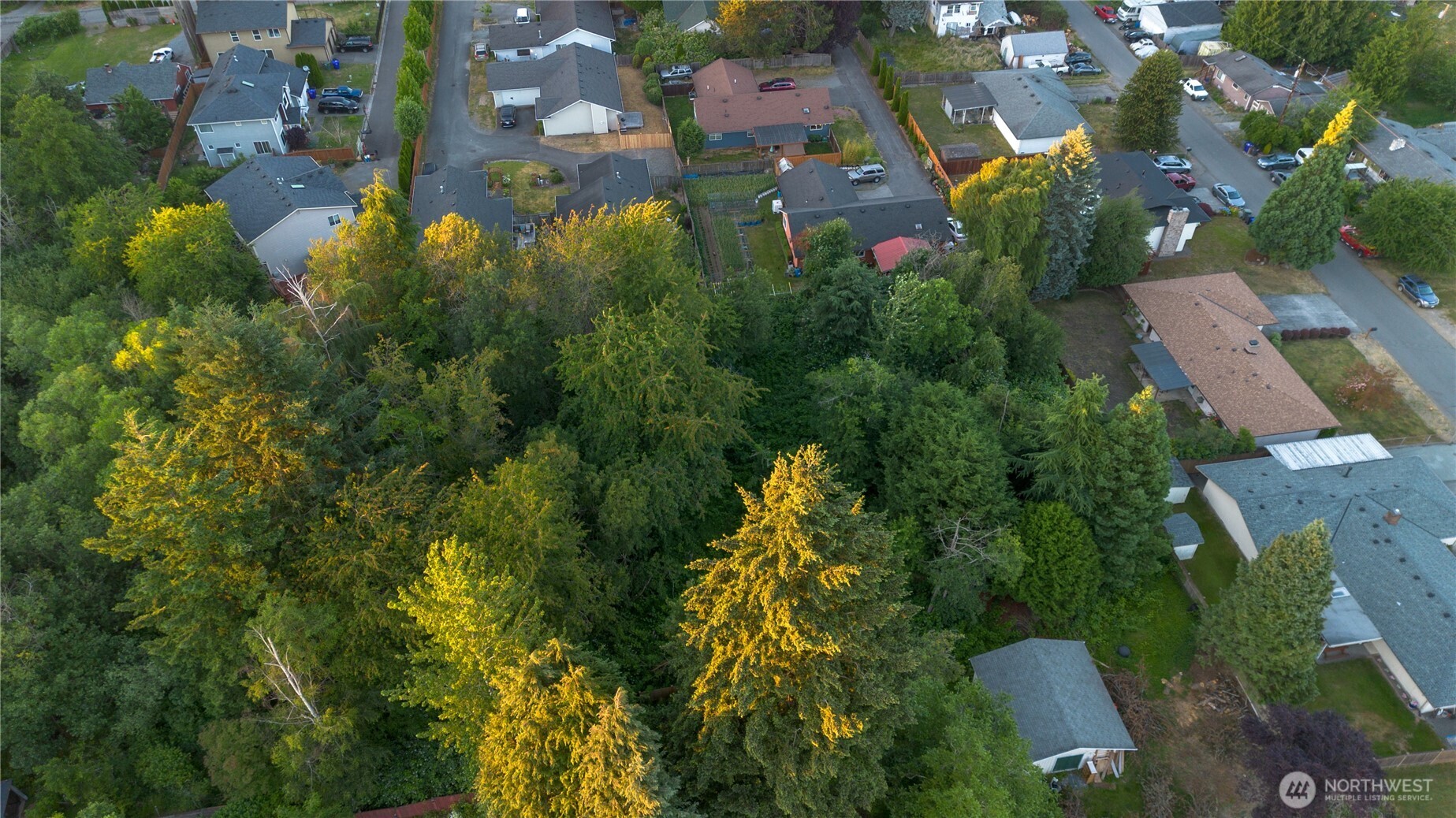 0 Intercity Avenue Property Photo 1