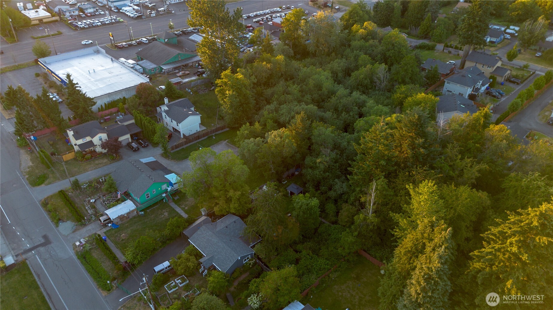 0 Intercity Avenue Property Photo 2