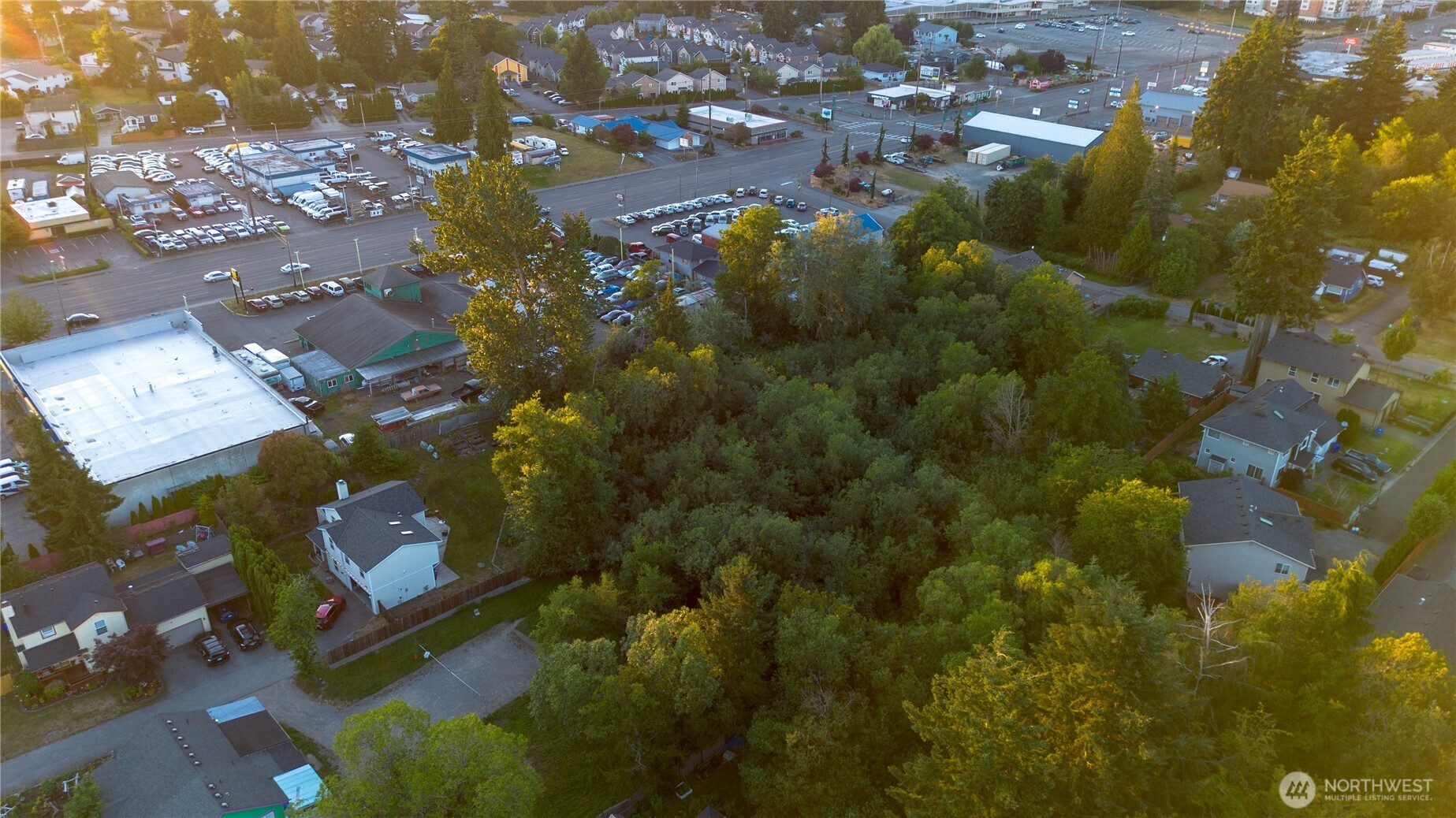 0 Intercity Avenue Property Photo 3