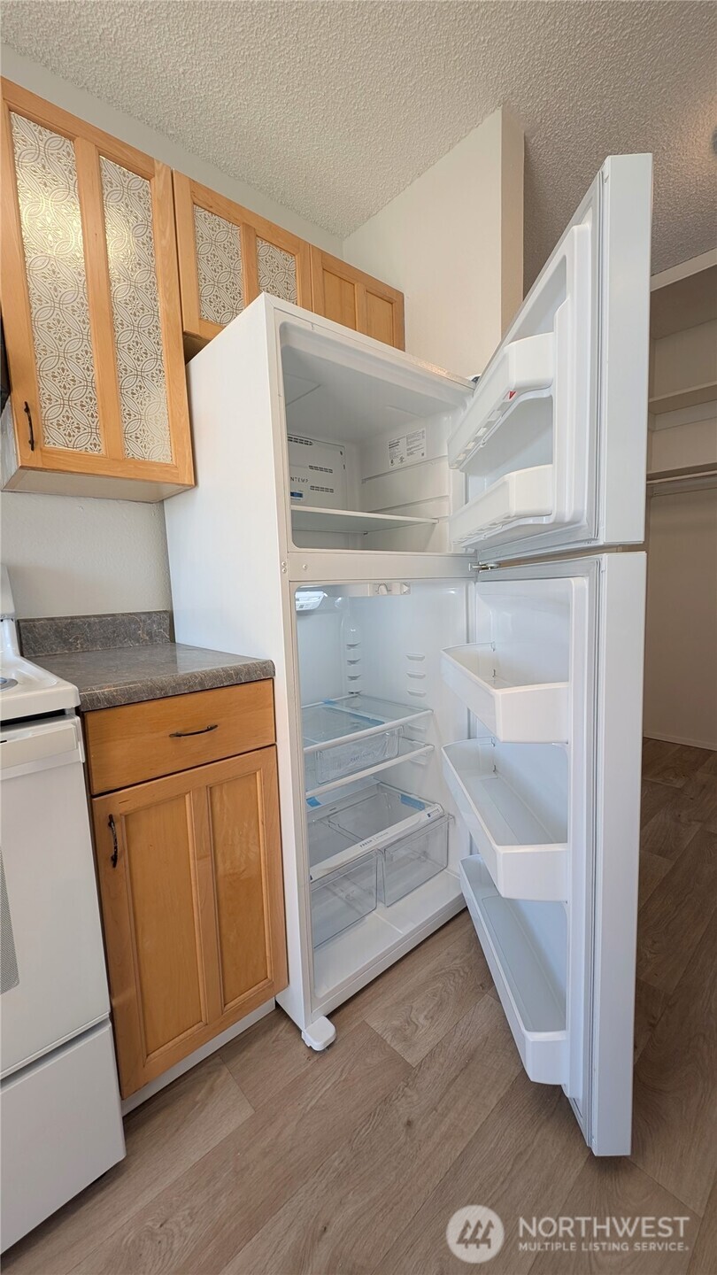10459 Des Moinesmemorial Drive N-301 Property Photo 6