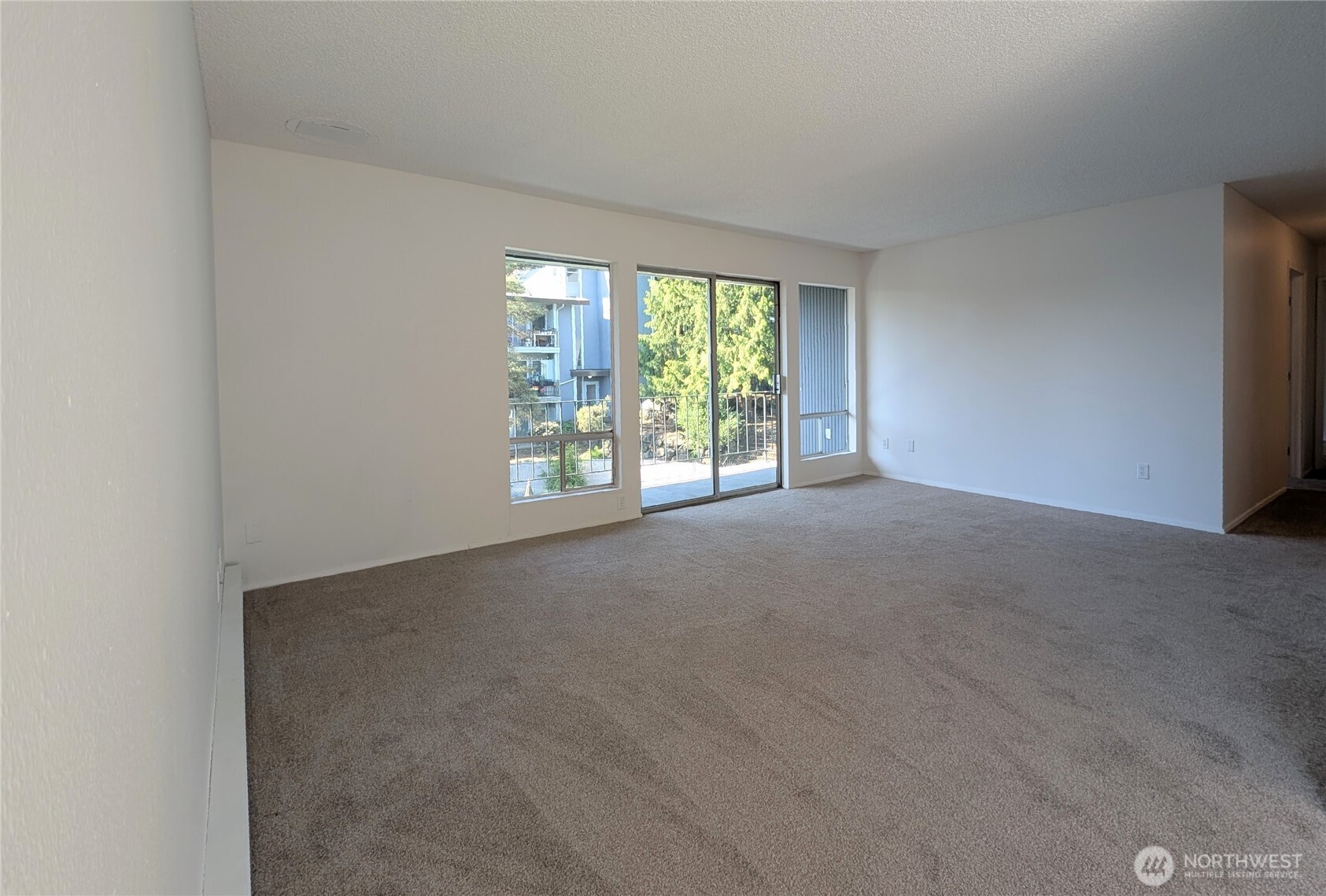 10459 Des Moinesmemorial Drive N-301 Property Photo 9