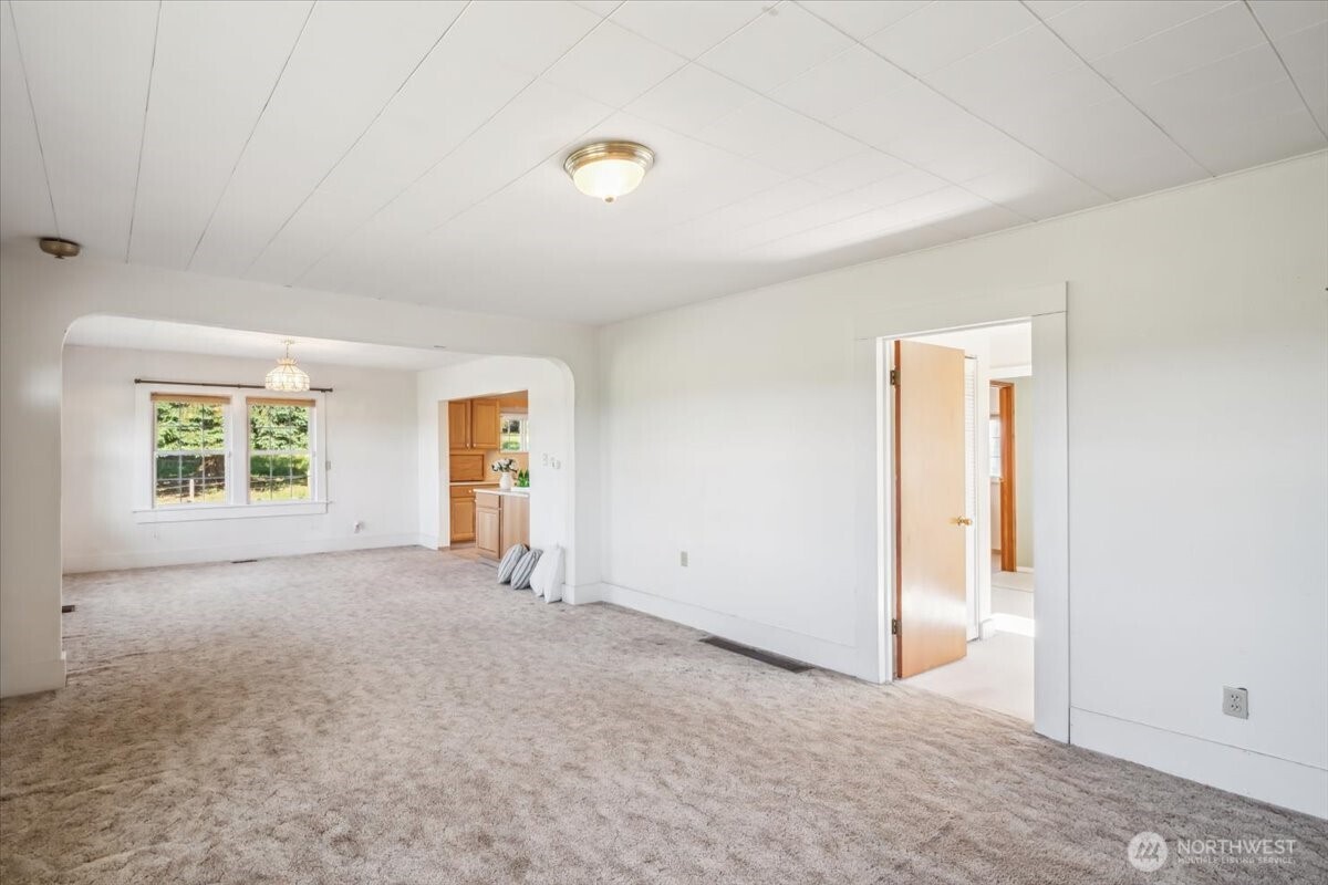 23508 Sumner Buckley Highway Property Photo 8