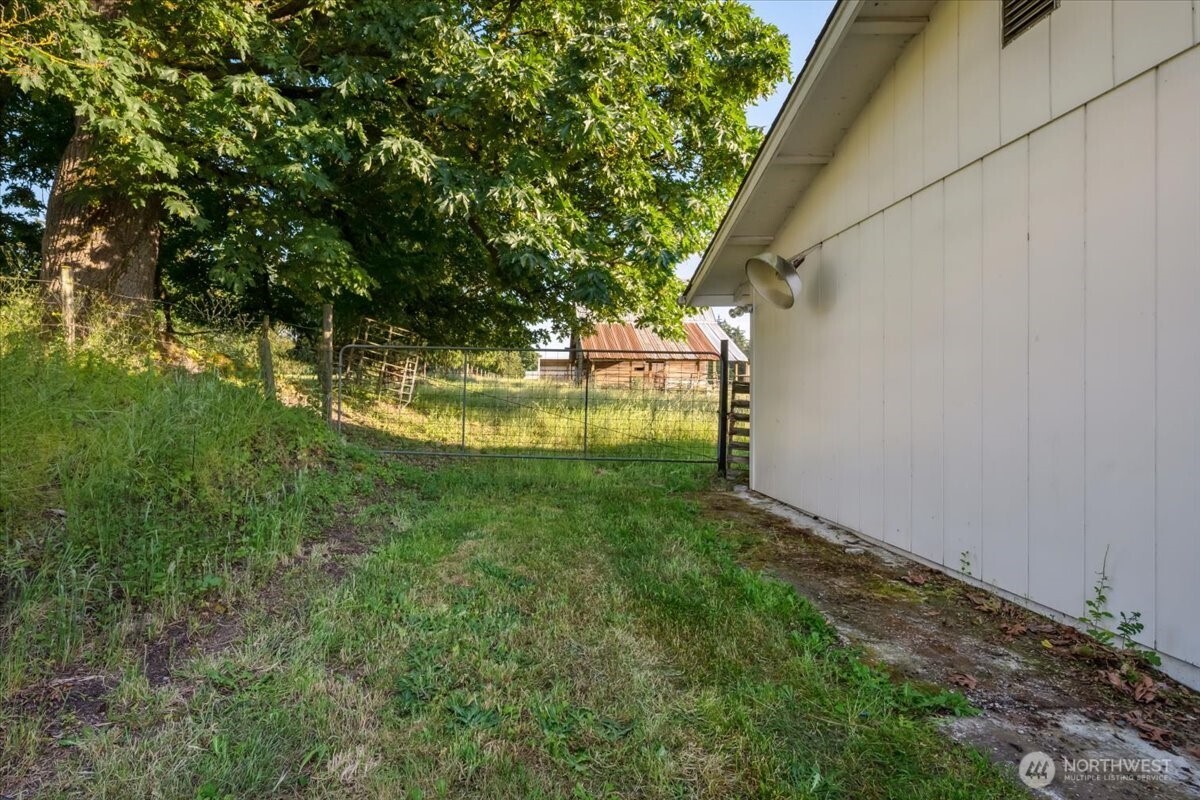 23508 Sumner Buckley Highway Property Photo 35