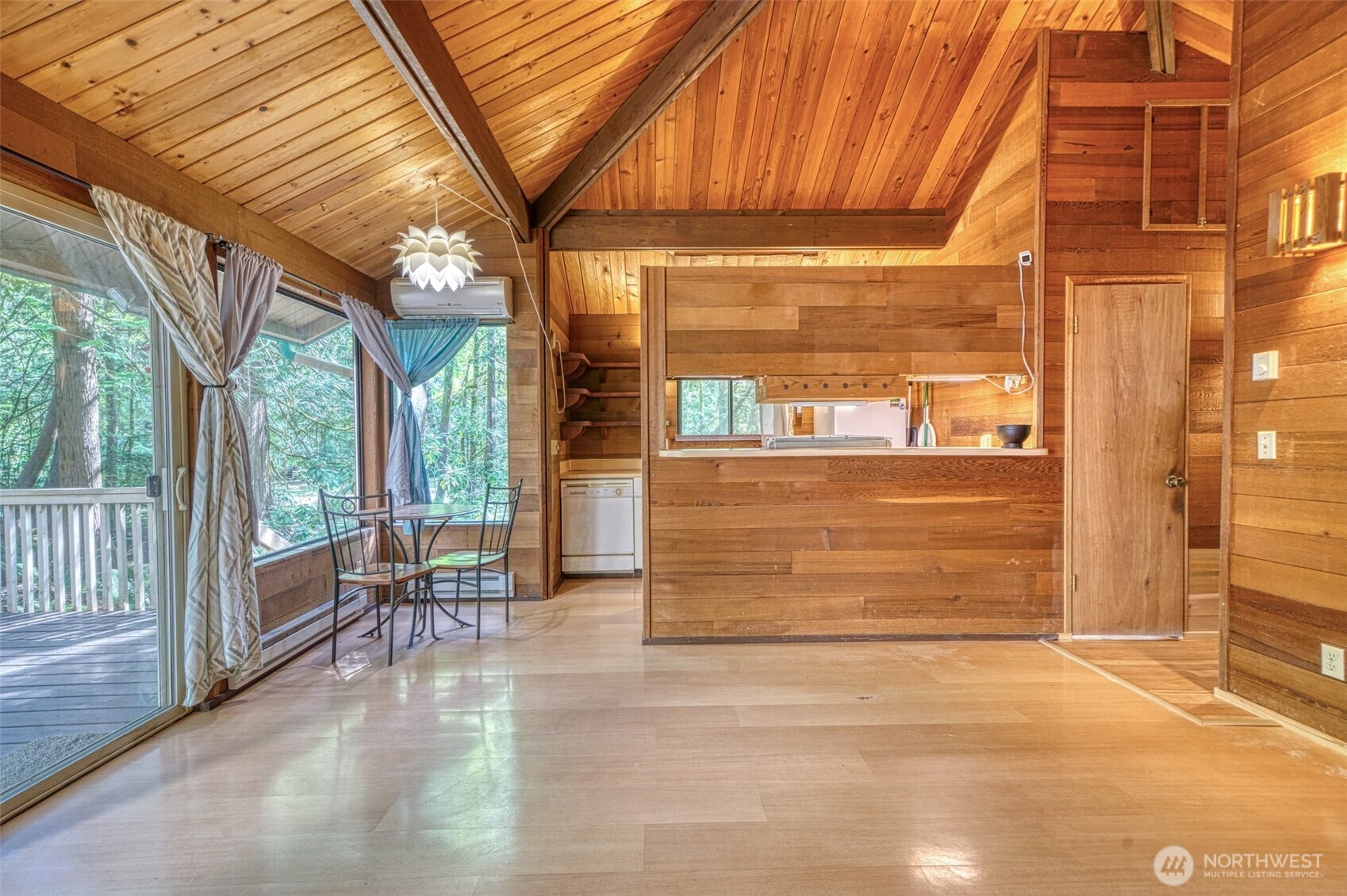 696 E Promontory Road Property Photo 6