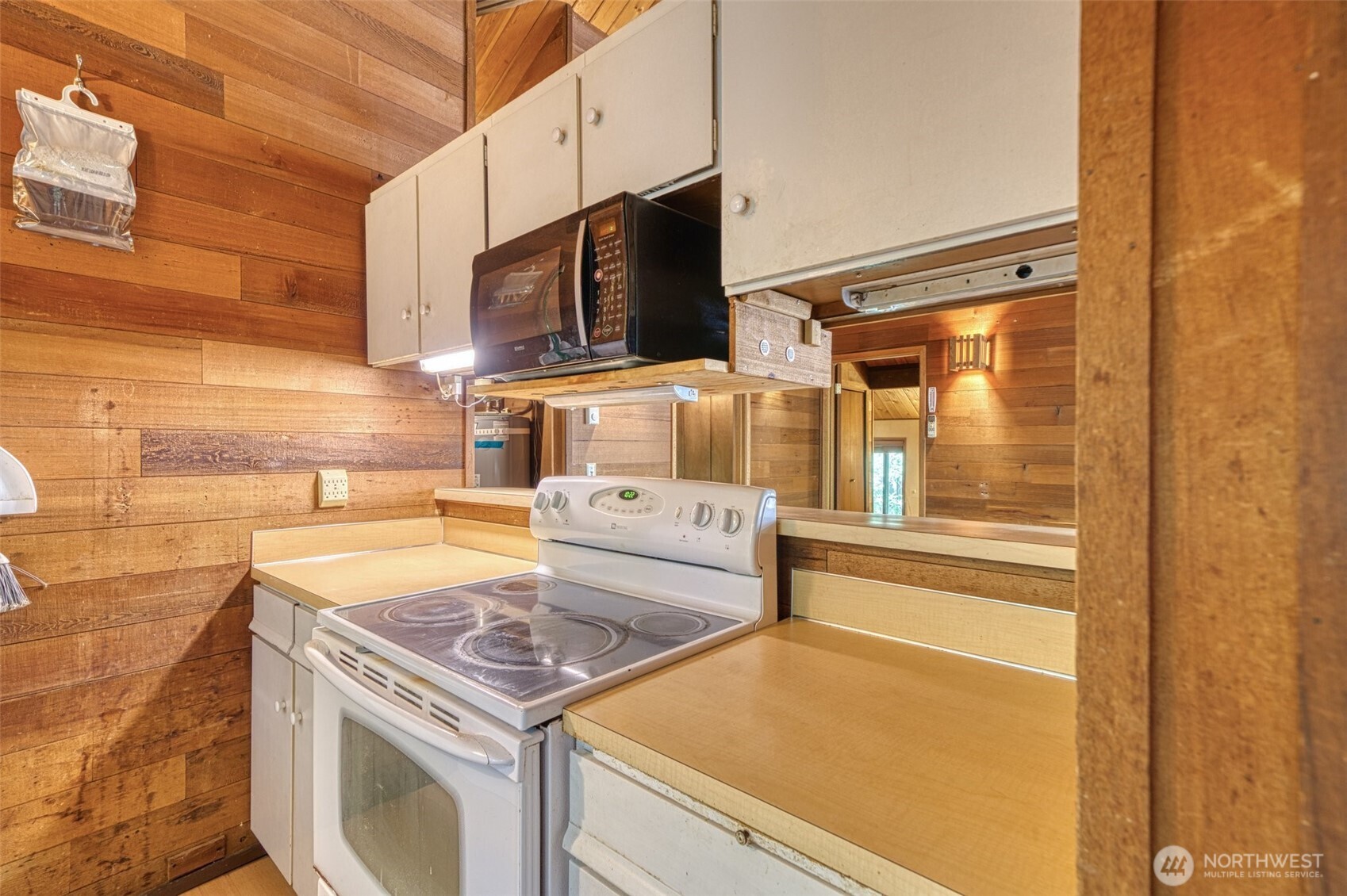 696 E Promontory Road Property Photo 11