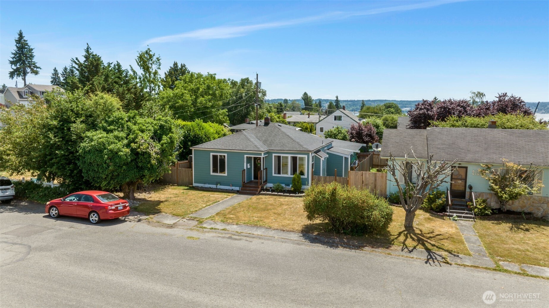 2129 Parker Place Property Photo 1