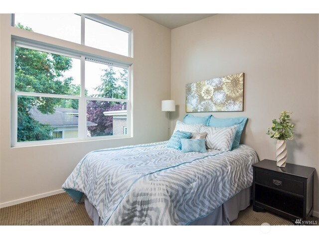 2103 E Alder Street Property Photo 11