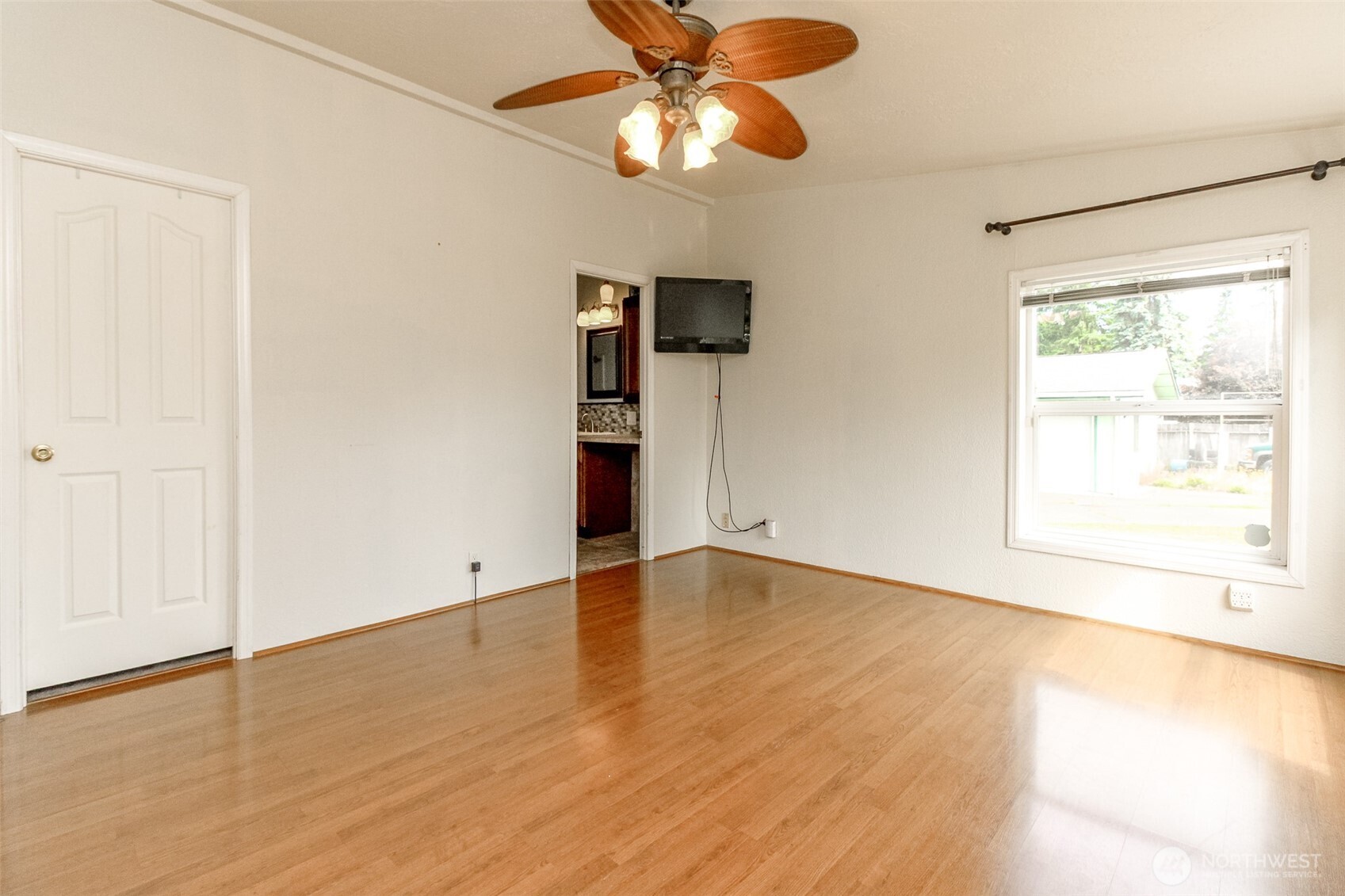 1106 29th Street Property Photo 6