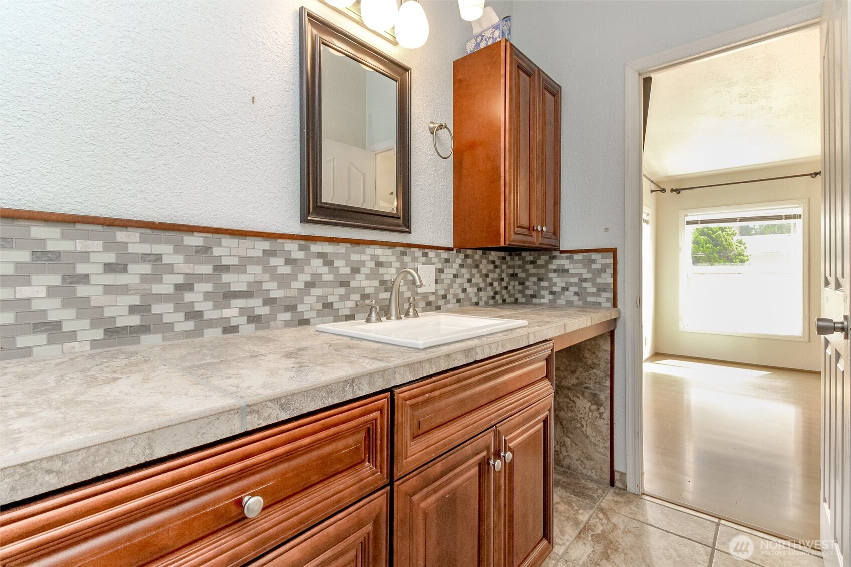 1106 29th Street Property Photo 7