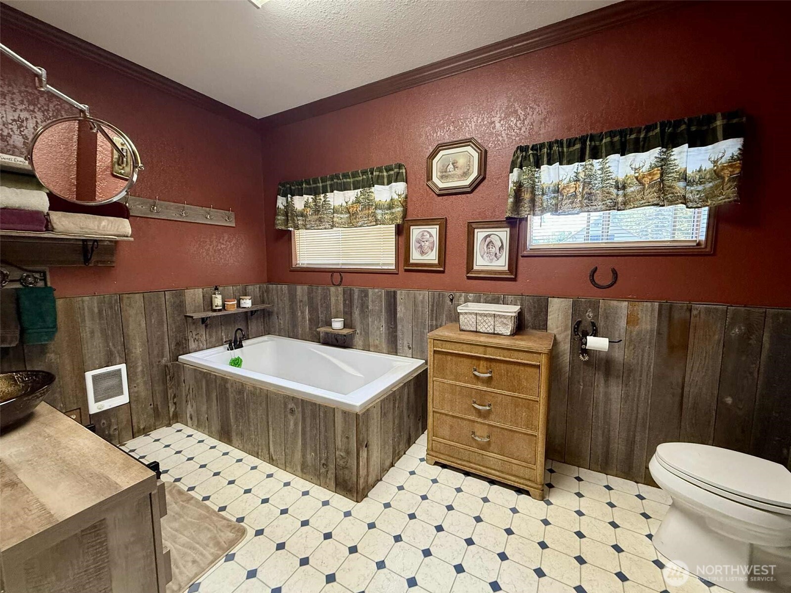 15 S Heise Road Property Photo 11