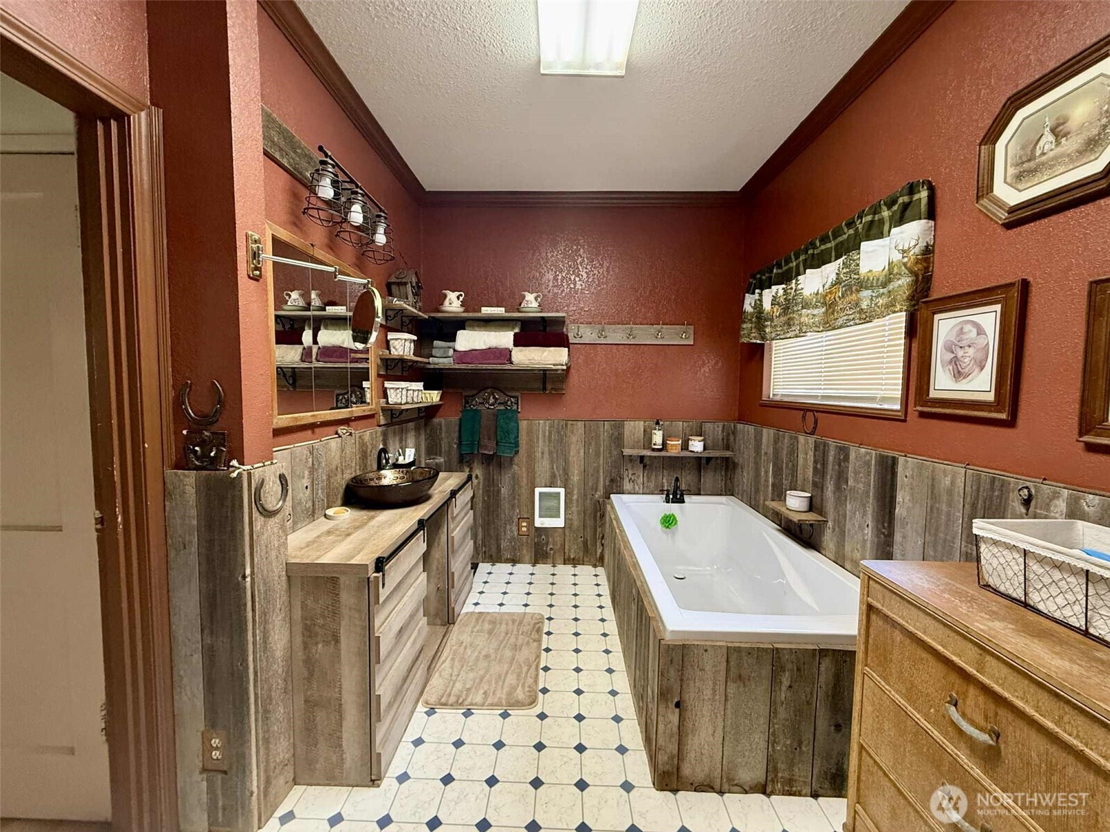 15 S Heise Road Property Photo 12