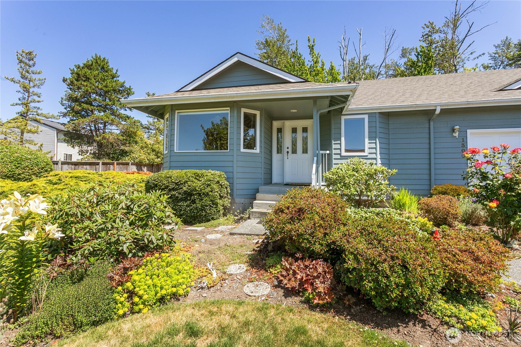1300 Whatcom Street Property Photo 1