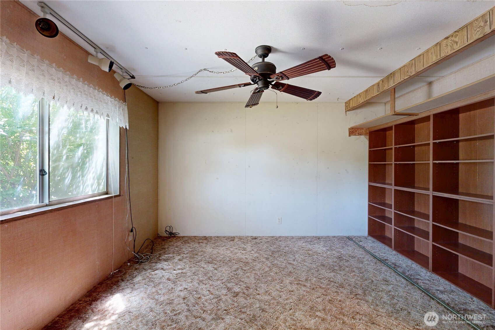 589 Criscola Avenue Property Photo 19