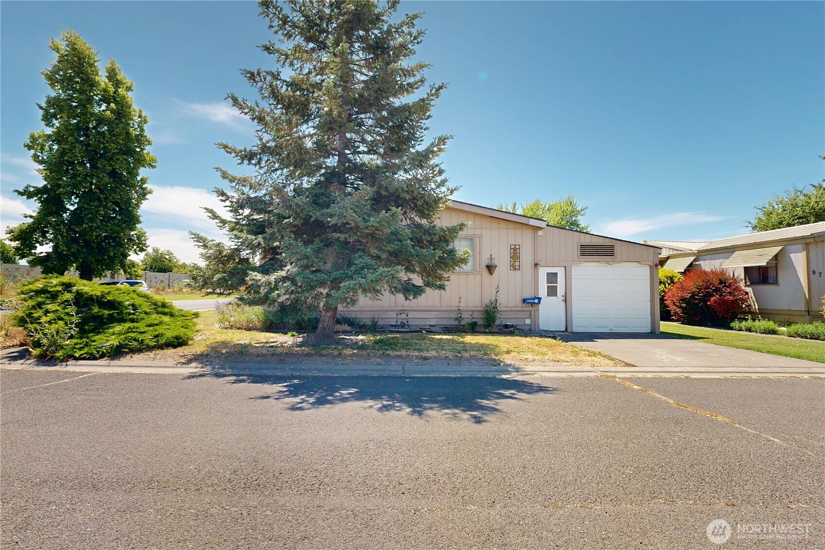 589 Criscola Avenue Property Photo 28