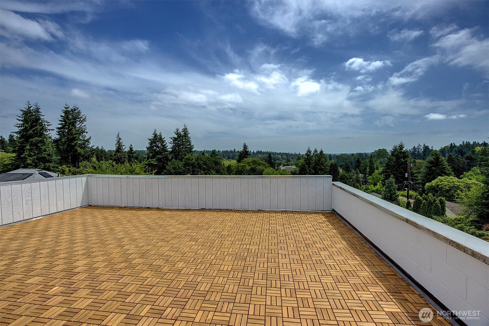 10722 Lake City Way Property Photo 18