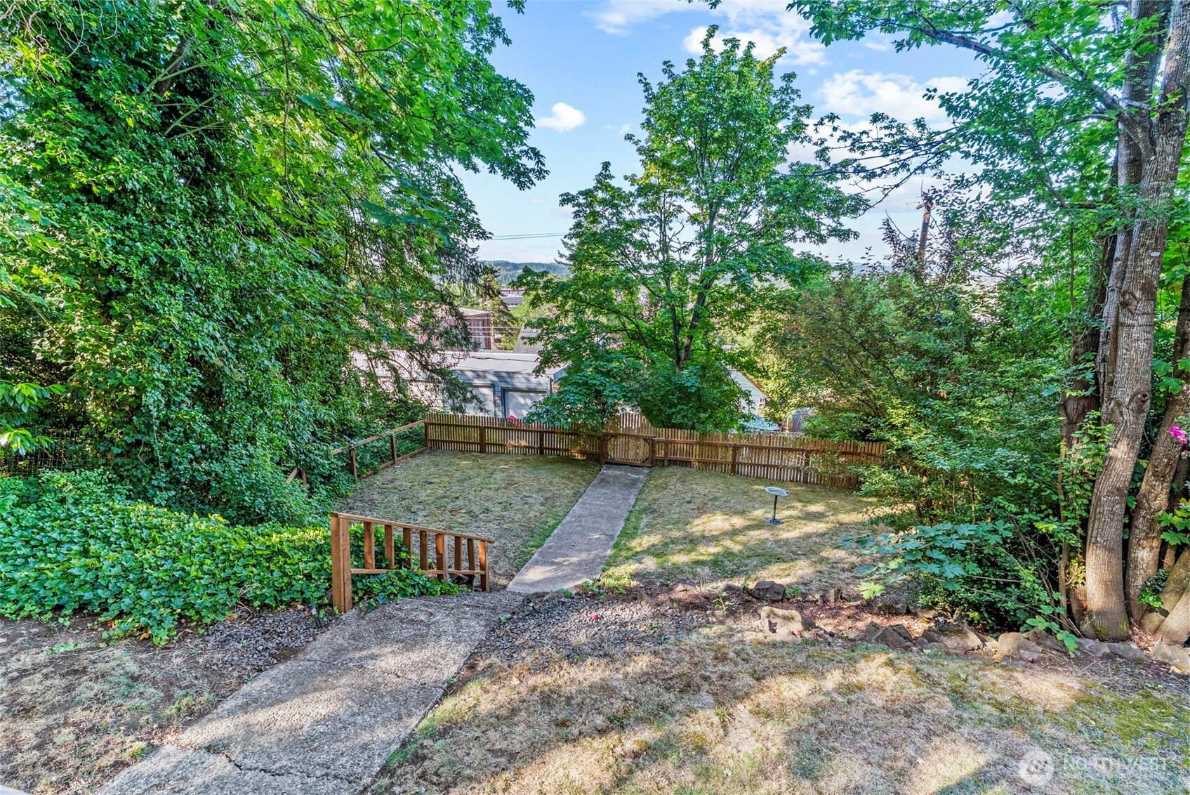 505 Ne Jefferson Property Photo 25