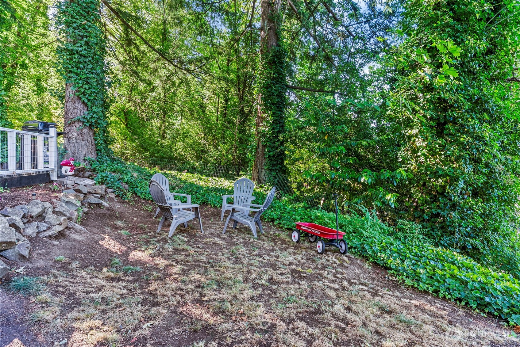 505 Ne Jefferson Property Photo 26