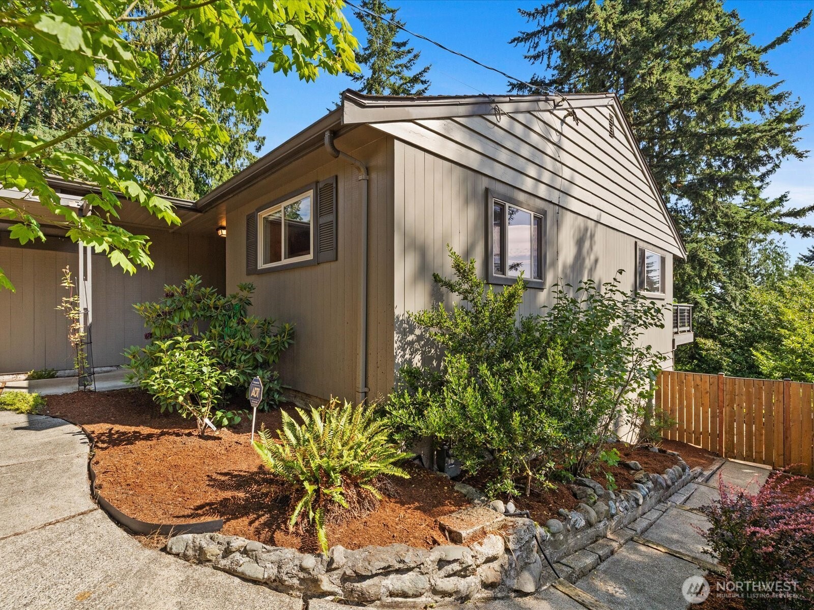 13514 3rd Avenue Property Photo 1