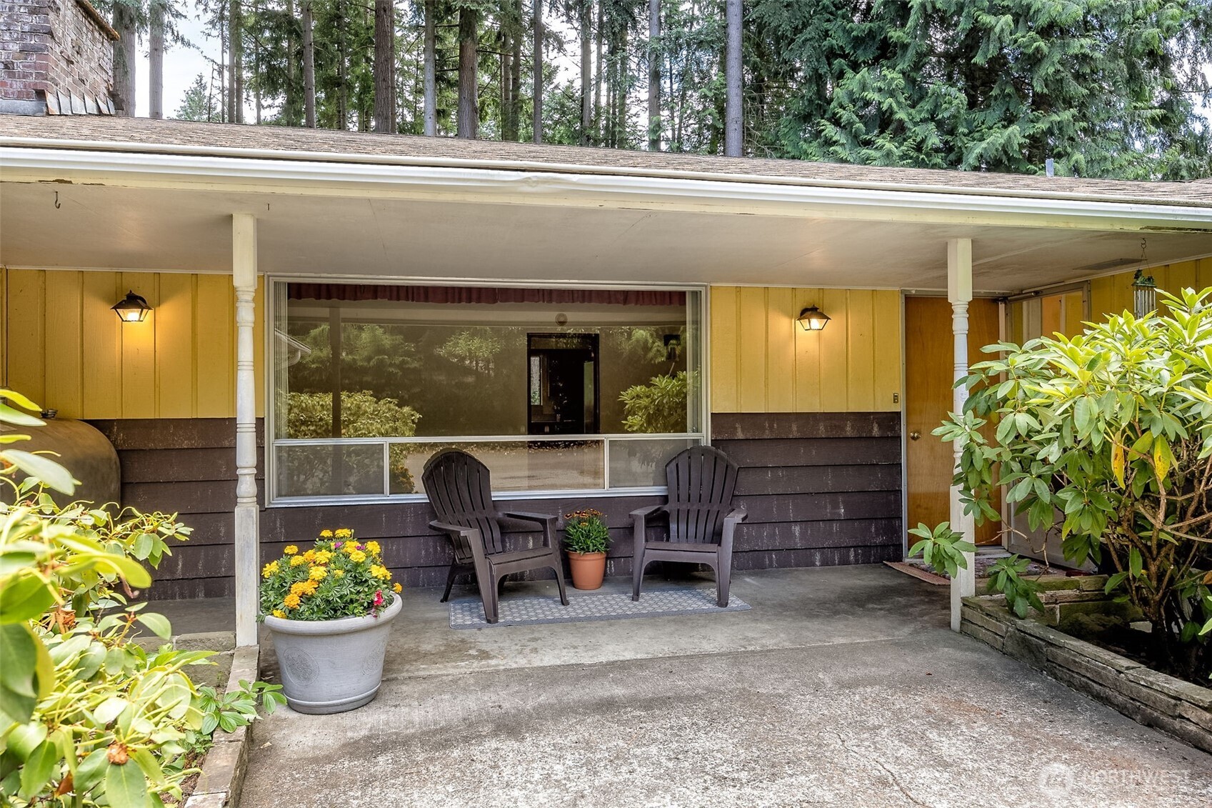 8115 50th Avenue Property Photo 1