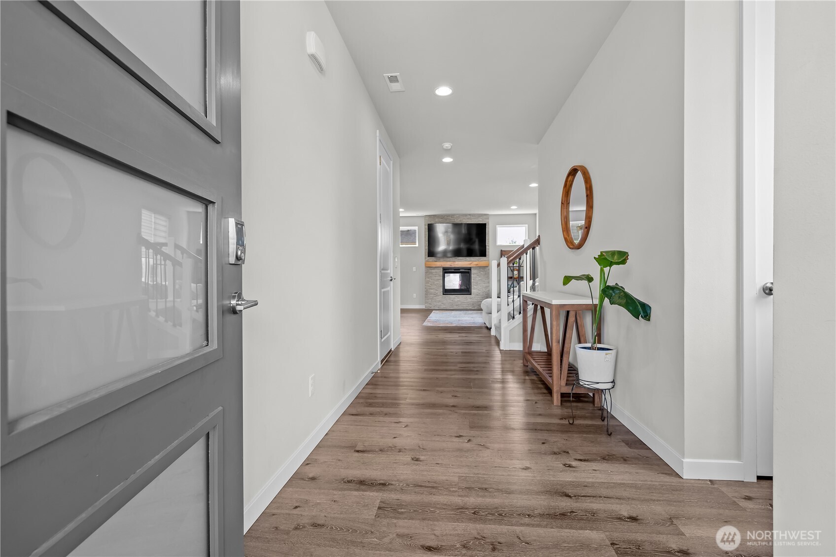 8118 52nd Drive Property Photo 2