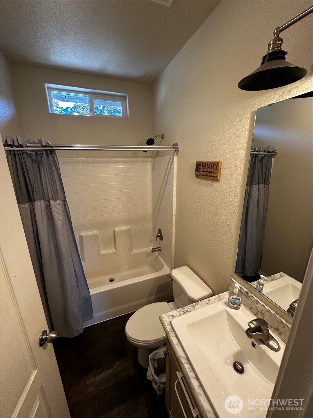 1720 Maple Lane 33 Property Photo 16