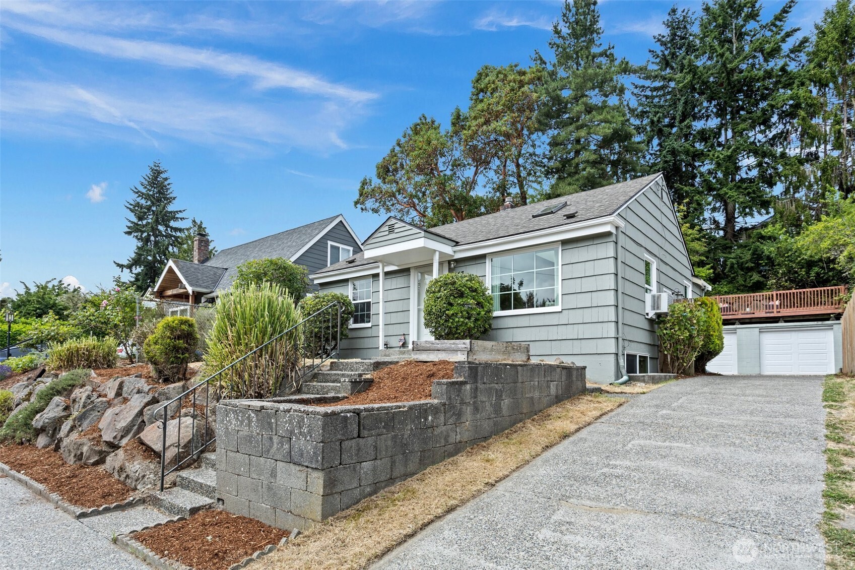 7147 29th Avenue Property Photo 1