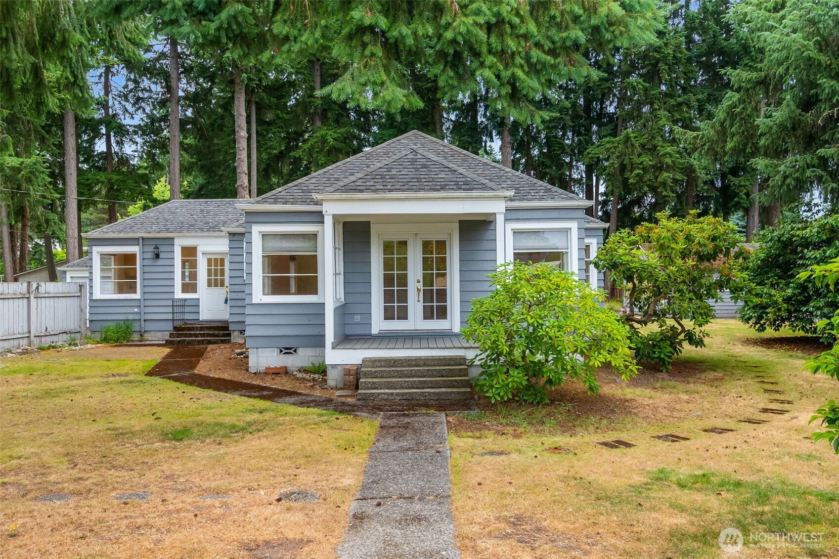 3143 Hilmes Court Property Photo 1