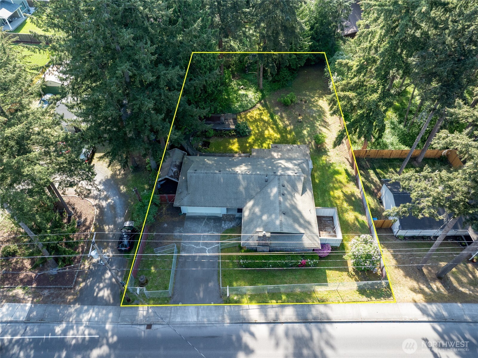 18416 78th Avenue Property Photo 2